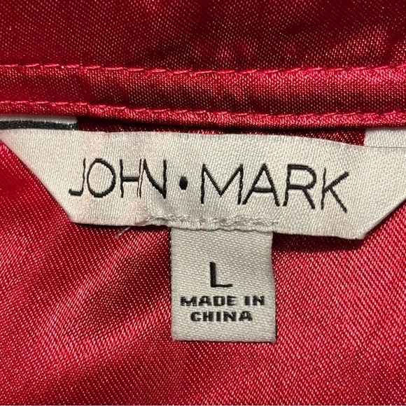 JOHN MARK VIBRANT RED VELVET TOP LARGE NEW WITHOUT TAGS IS FIGURE FLATTERING - Picture 2 of 7